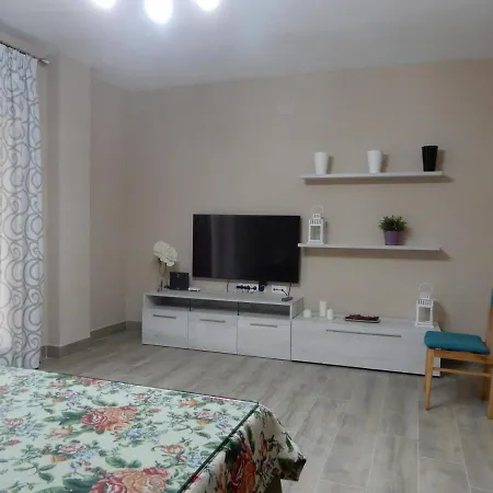 Apartment Vivienda Turistica Marant 3 *